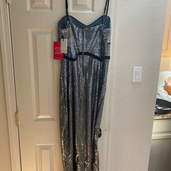 Little Mistress Silver & Black Metallic Sequined Sleeveless Maxi Dress NWT Sz 10 - Picture 3 of 13